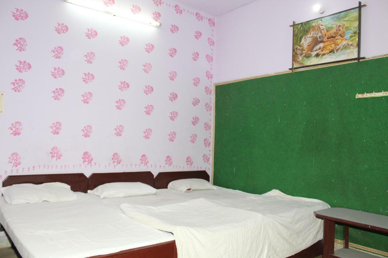 Hotel Raj Agra  Dış mekan fotoğraf