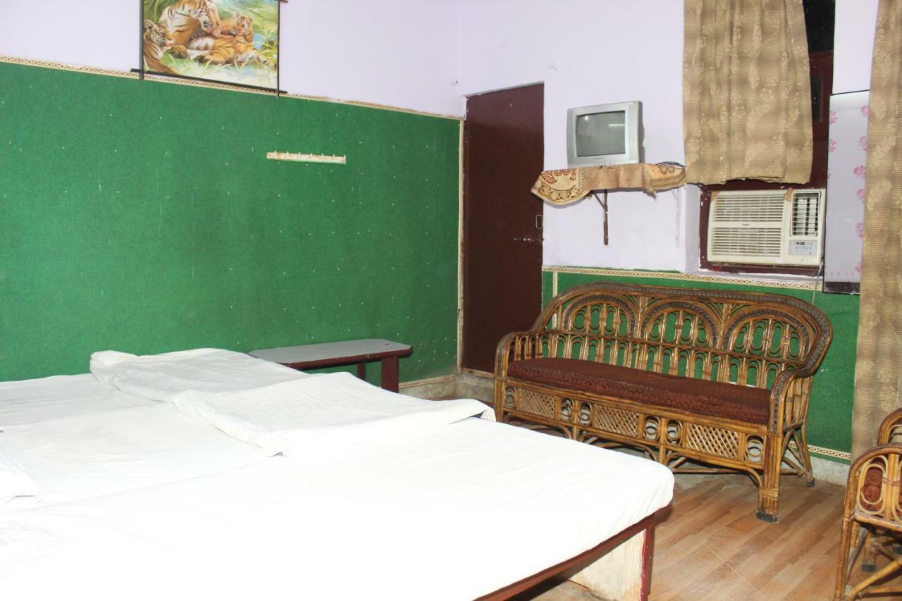 Hotel Raj Agra  Dış mekan fotoğraf